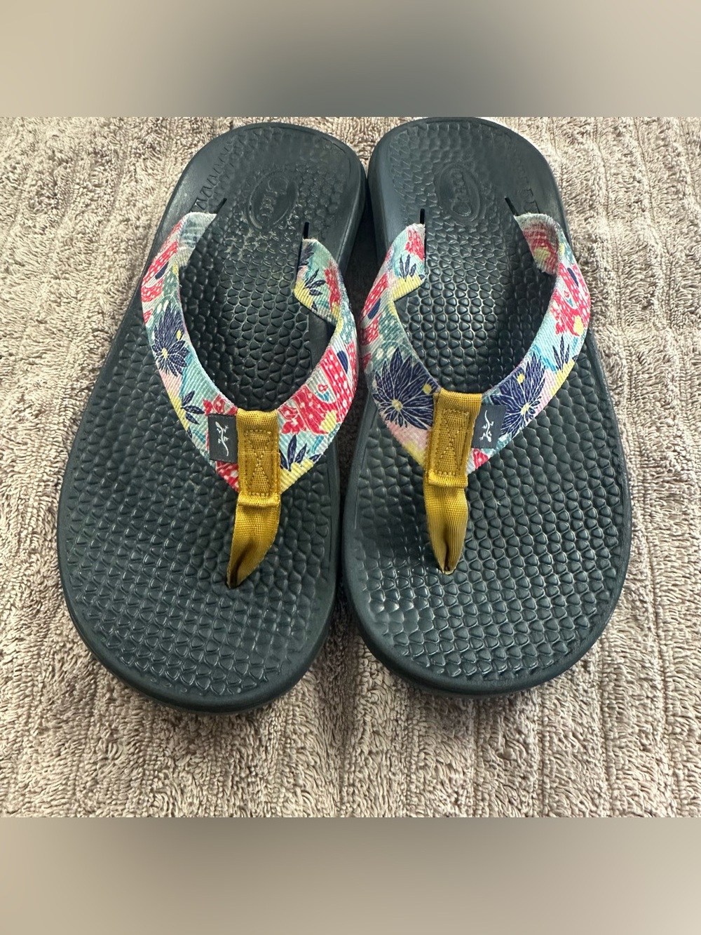 Chaco Women's Black Flip Flops with Floral Straps and Mustard Toe Post SZ:9